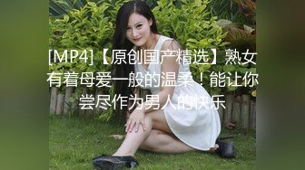 爱豆传媒IDG5395嫩鲍线下女友上演丝足诱惑