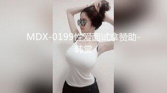 十一月新流出大神潜入水上乐园❤️更衣淋浴室移动偷拍哺乳期的少妇在用吸乳器吸奶[809MB/MP4/46:12/XQ]