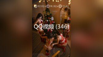 [MP4/ 1006M] 猥琐大叔酒店约炮D奶美少妇对粉嫩的美鲍鱼爱不释手一直舔